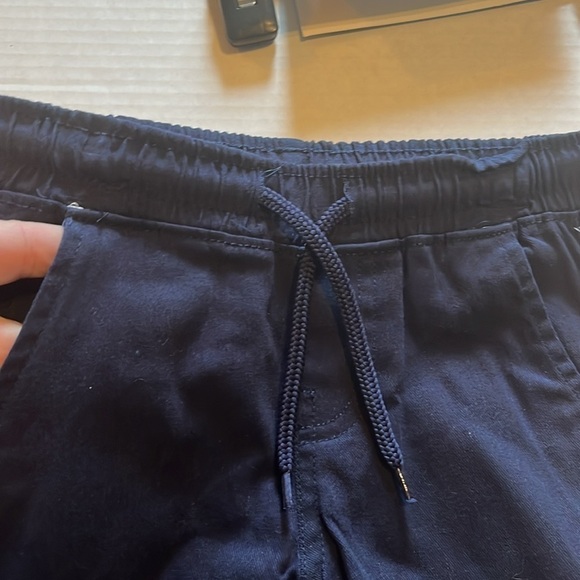 NWT-Canyon club-4T-navy/khaki-2pk, elastic waist with drawstring jogger pants. - Picture 3 of 12